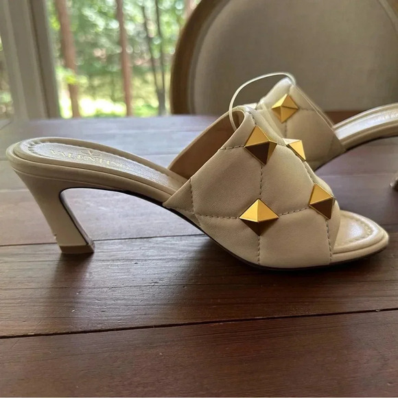 Nappa Quilted Roman Stud 65mm Slide Sandals 35.5 Light Ivory - Picture 13 of 13